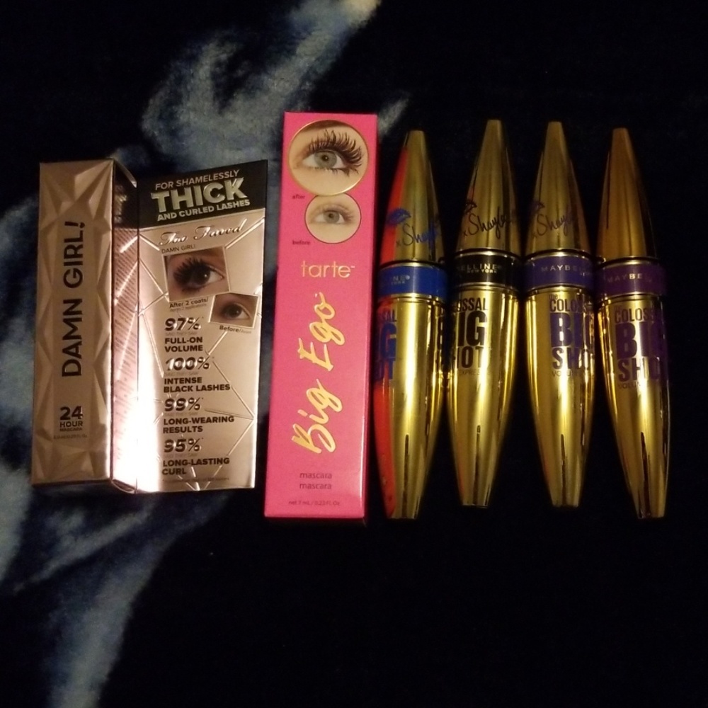 Mascara - Picture 2 of 5
